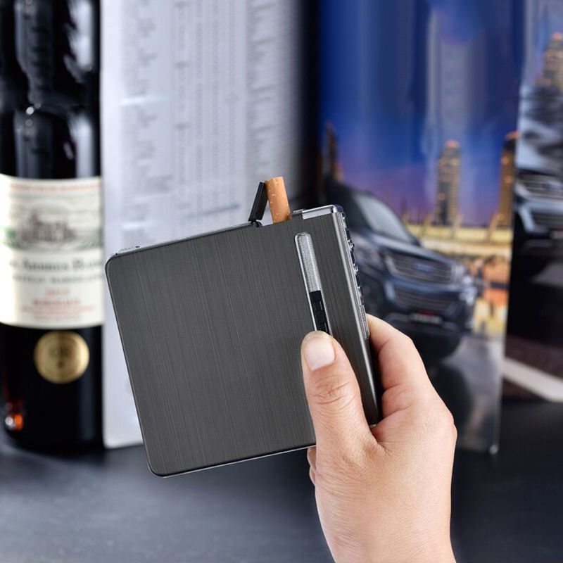 Caja de cigarrillos metálica de inyección automática con encendedor eléctrico recargable USB